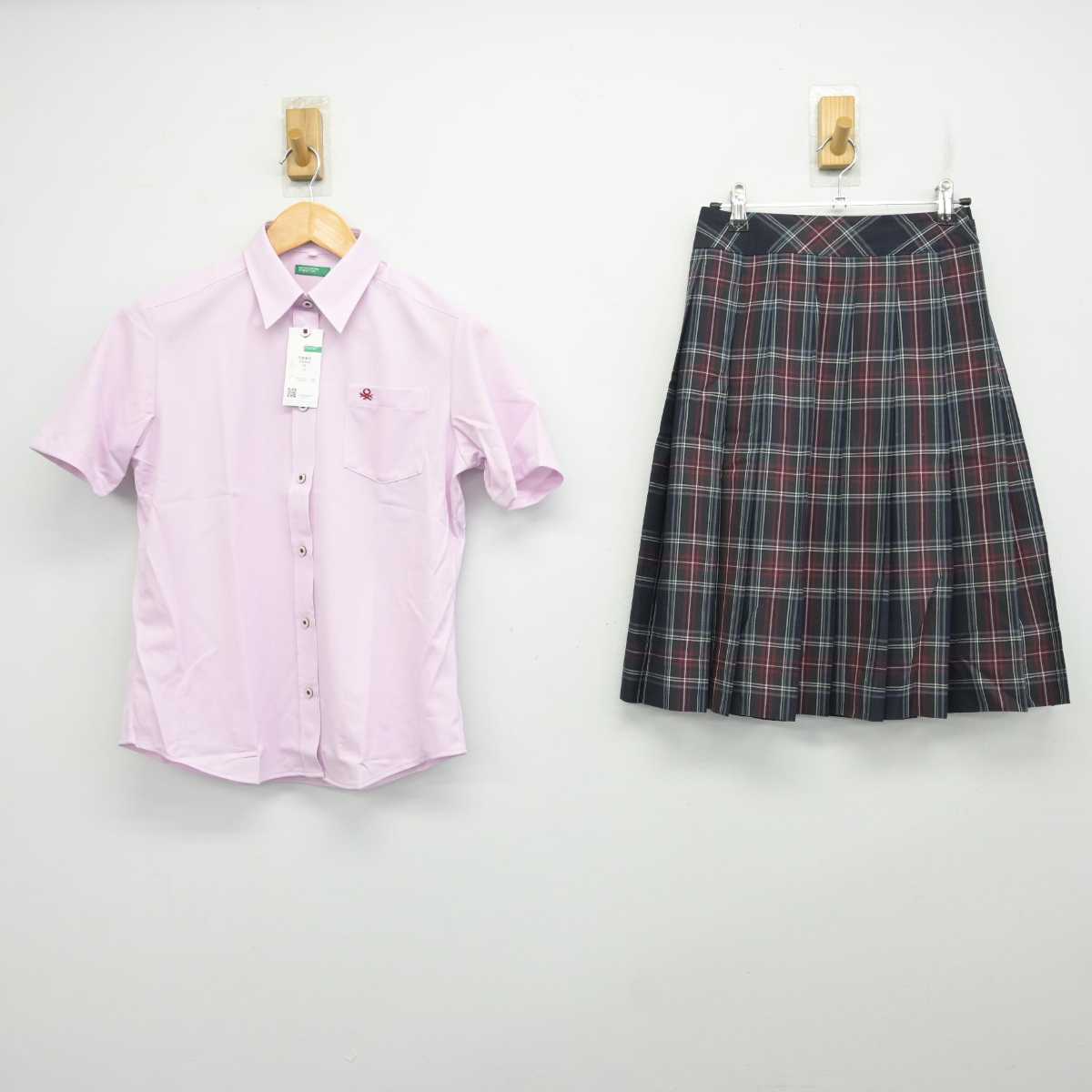 【中古】大阪府 大阪学園 大阪高等学校 女子制服 2点 (シャツ・スカート) sf078856