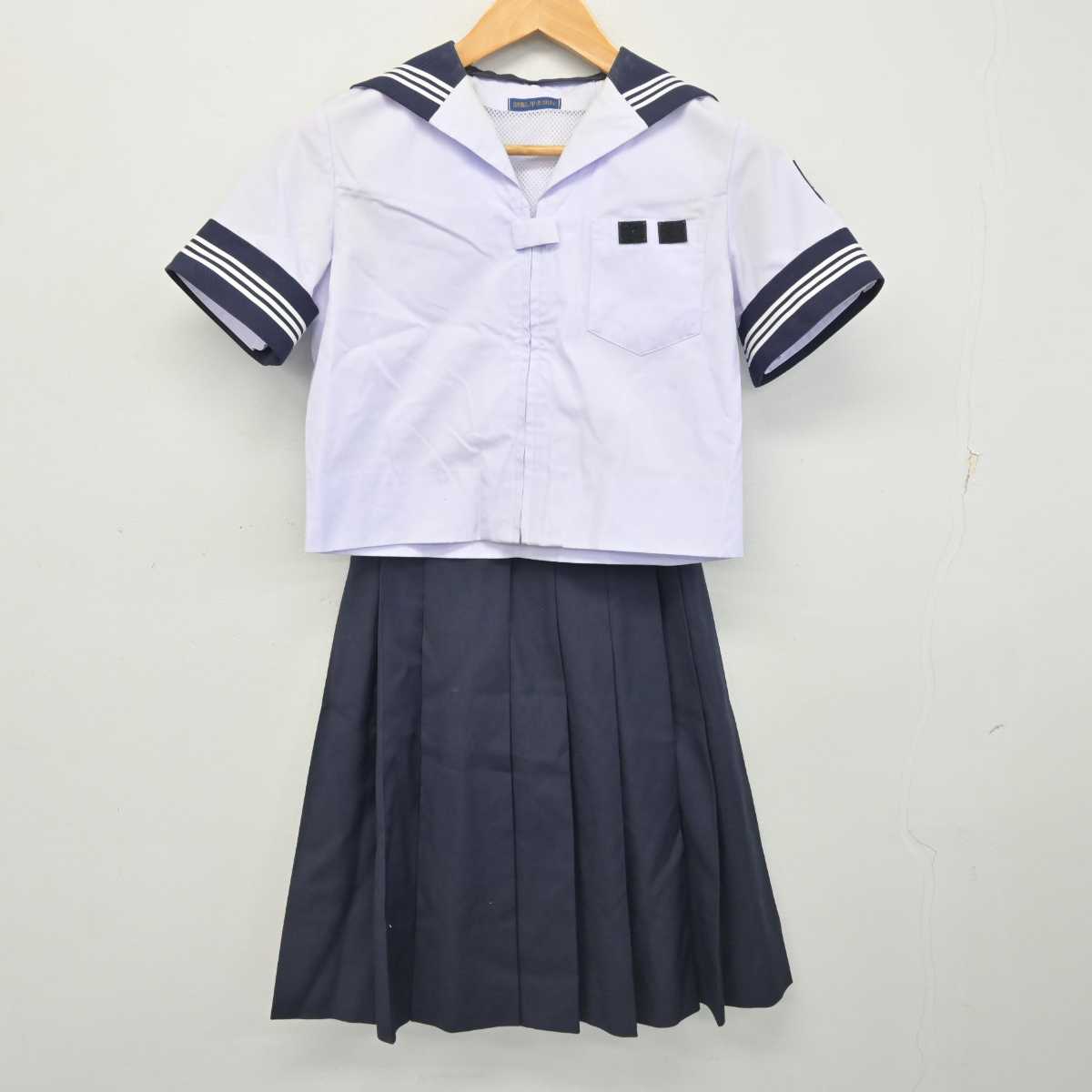 【中古】山梨県 双葉中学校 女子制服 2点 (セーラー服・スカート) sf078872