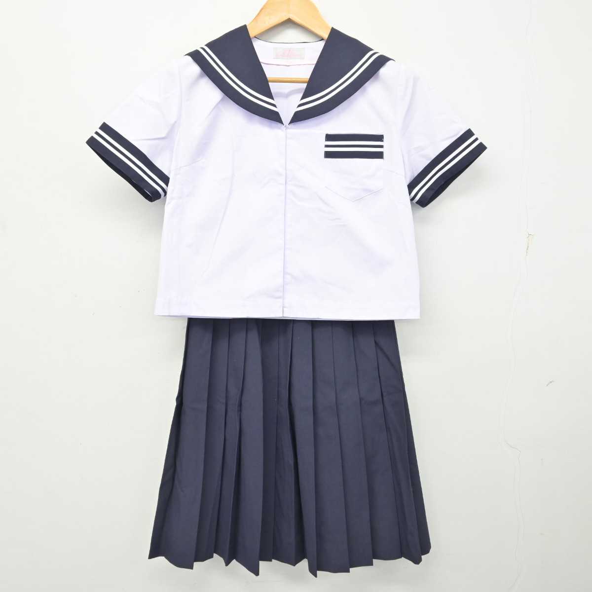 【中古】青森県 五所川原第三中学校 女子制服 3点 (セーラー服・スカート) sf078885