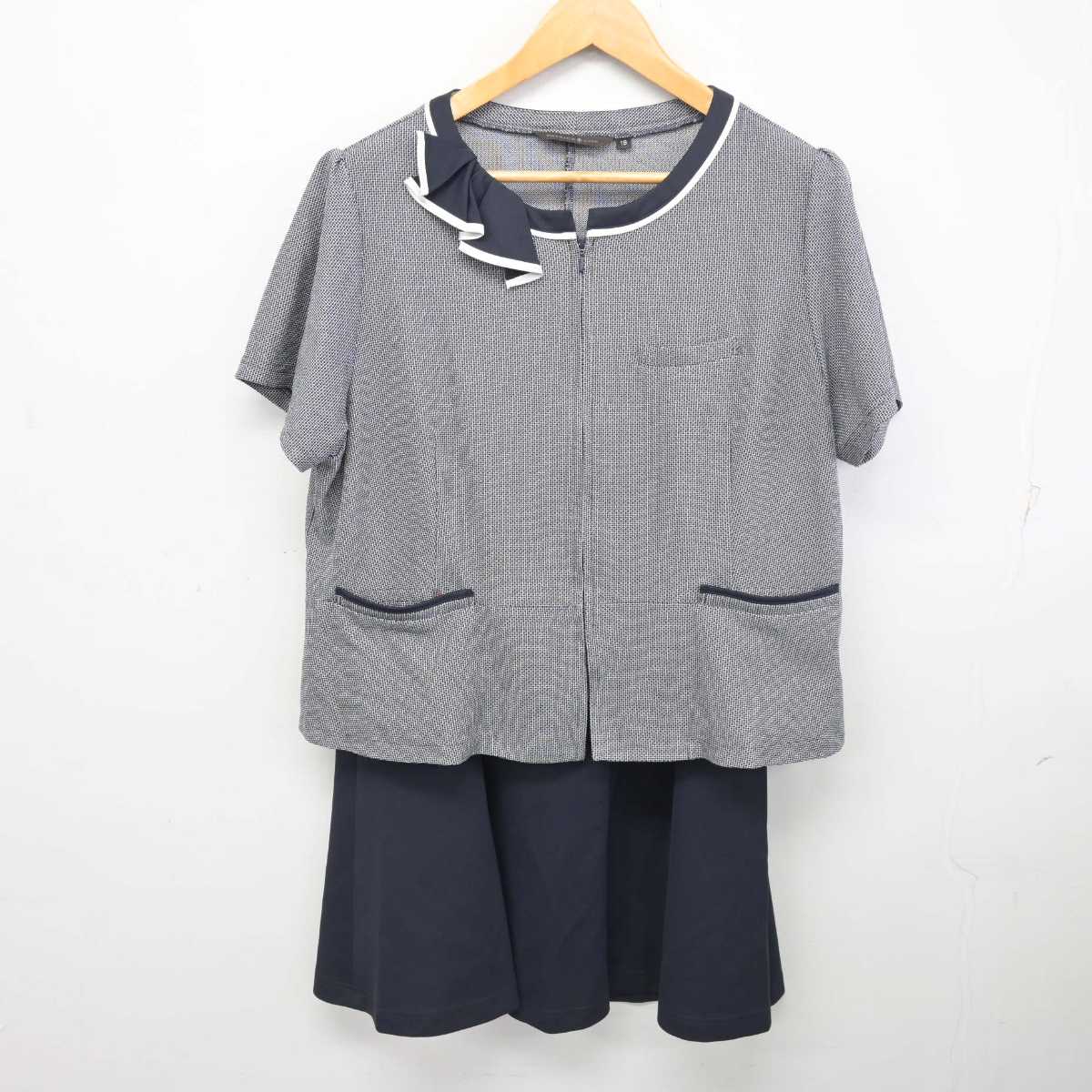 【中古】 事務服 女子制服 2点 (ブラウス・スカート) sf078896