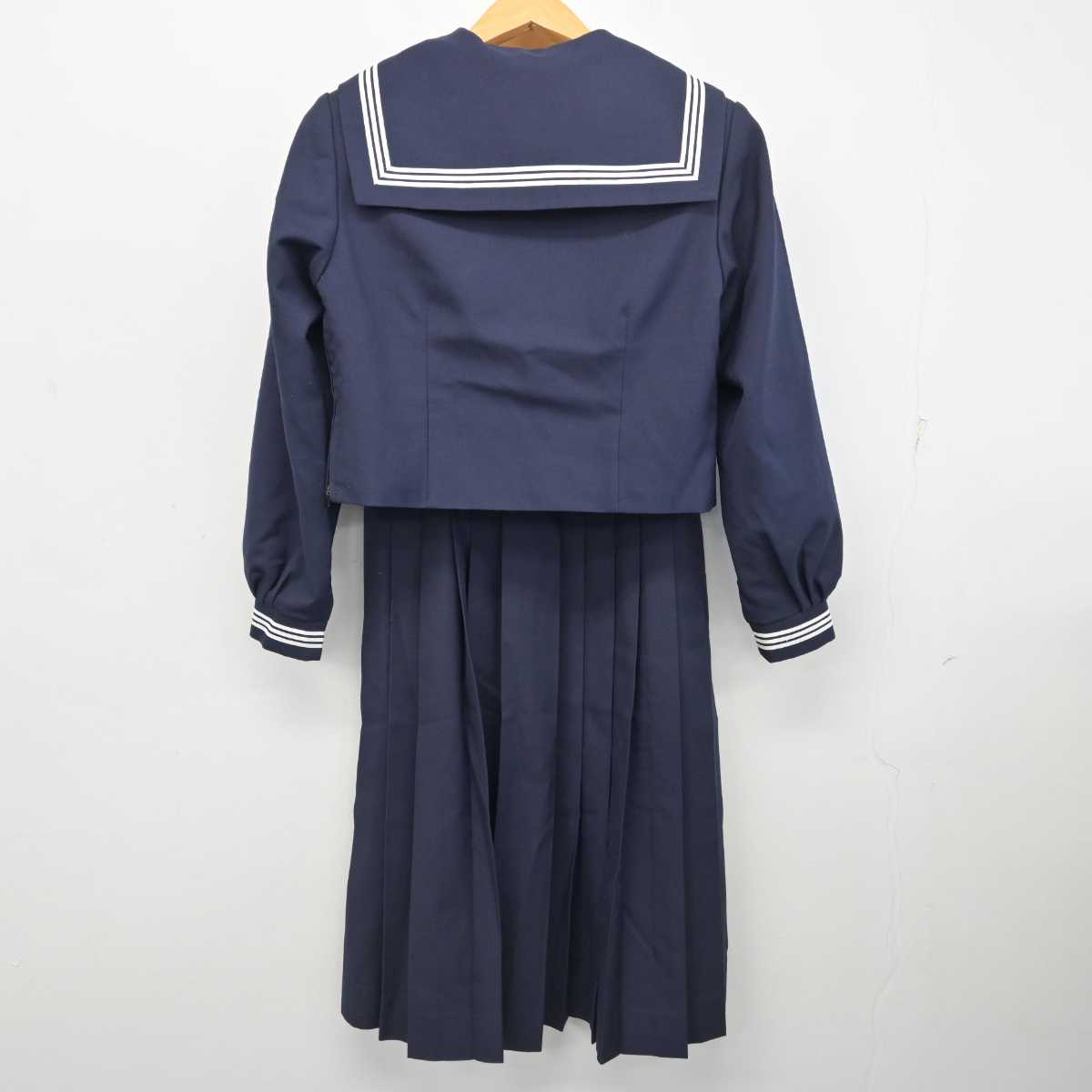 【中古】千葉県 八幡中学校 女子制服 4点 (セーラー服・ジャンパースカート) sf078941