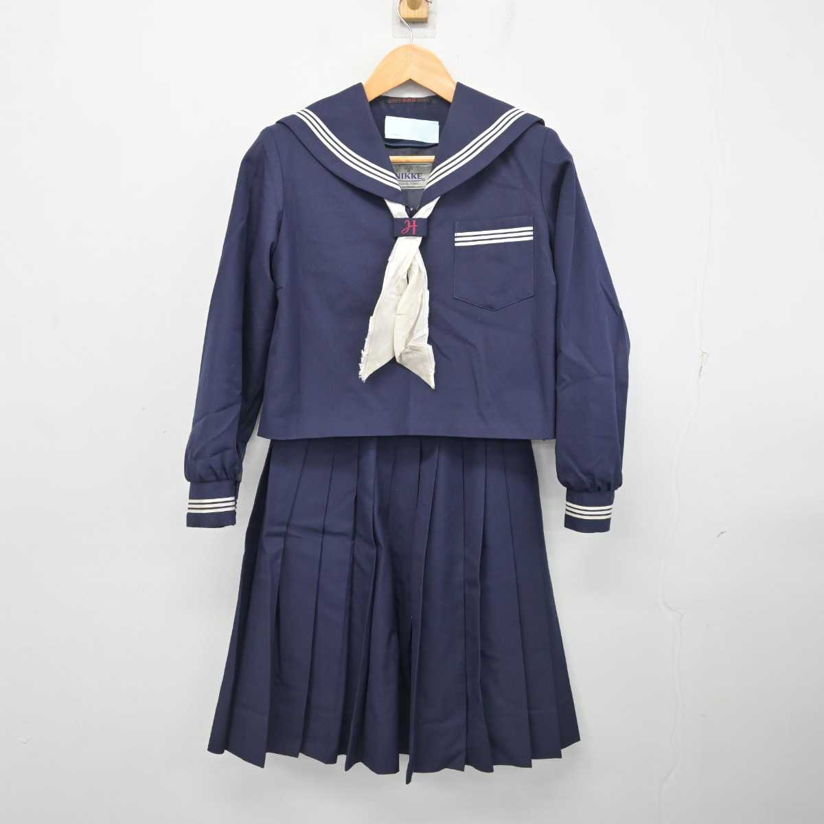 【中古】兵庫県 浜の宮中学校 女子制服 3点 (セーラー服・スカート) sf078979