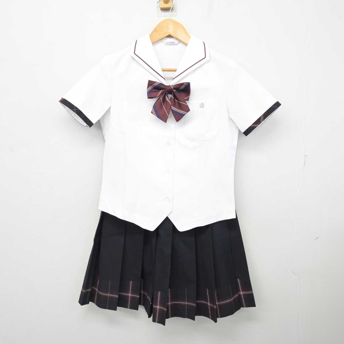 【中古】愛知県  豊川高等学校 女子制服 3点 (シャツ・スカート) sf078997