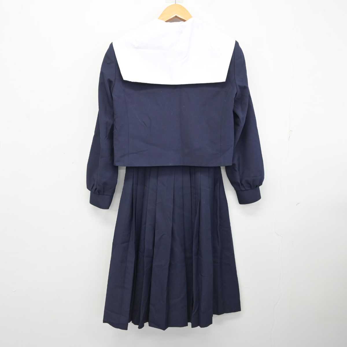 【中古】愛知県 味岡中学校 女子制服 2点 (セーラー服・スカート) sf079075