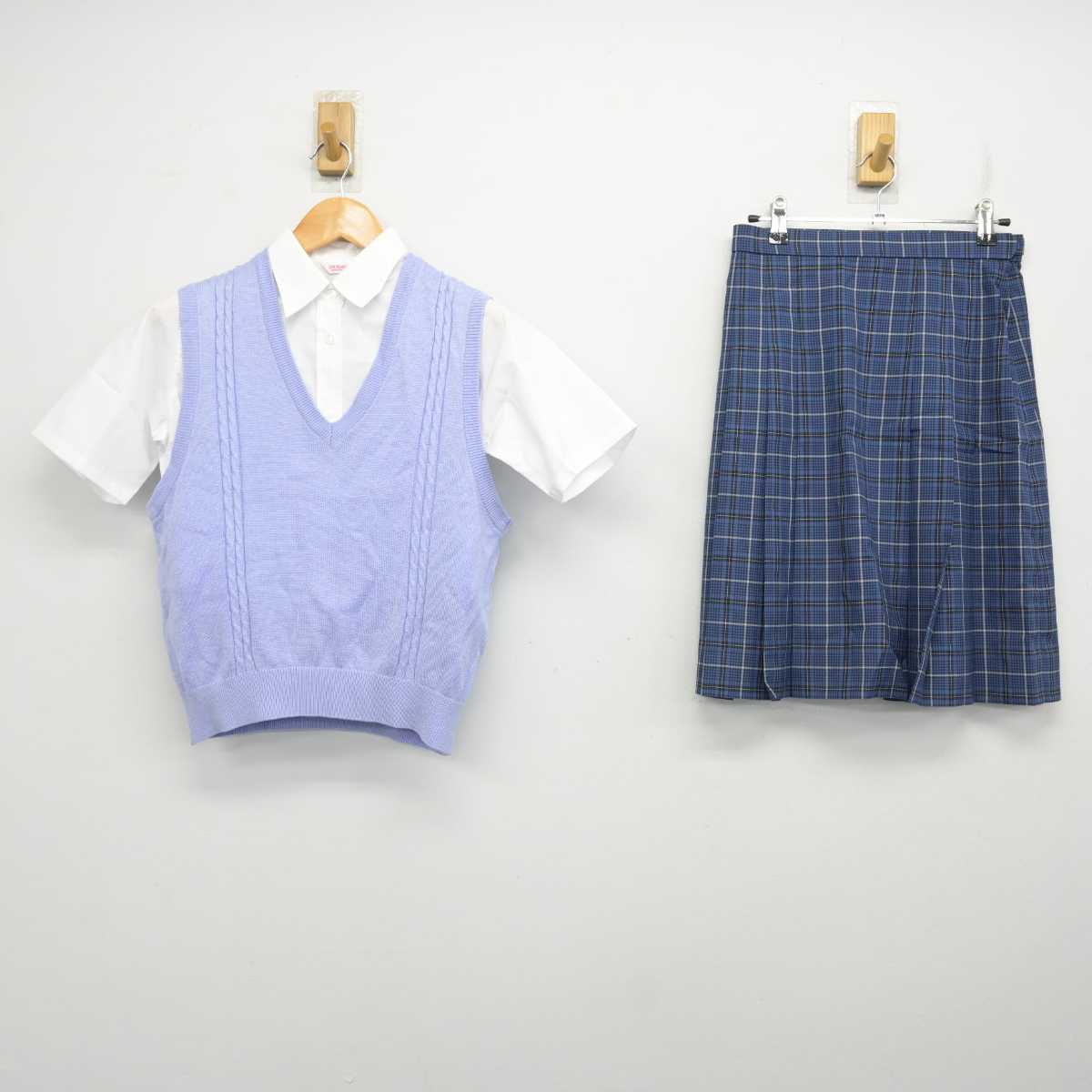 【中古】神奈川県 横浜市立山内中学校 女子制服 3点 (ニットベスト・シャツ・スカート) sf079124