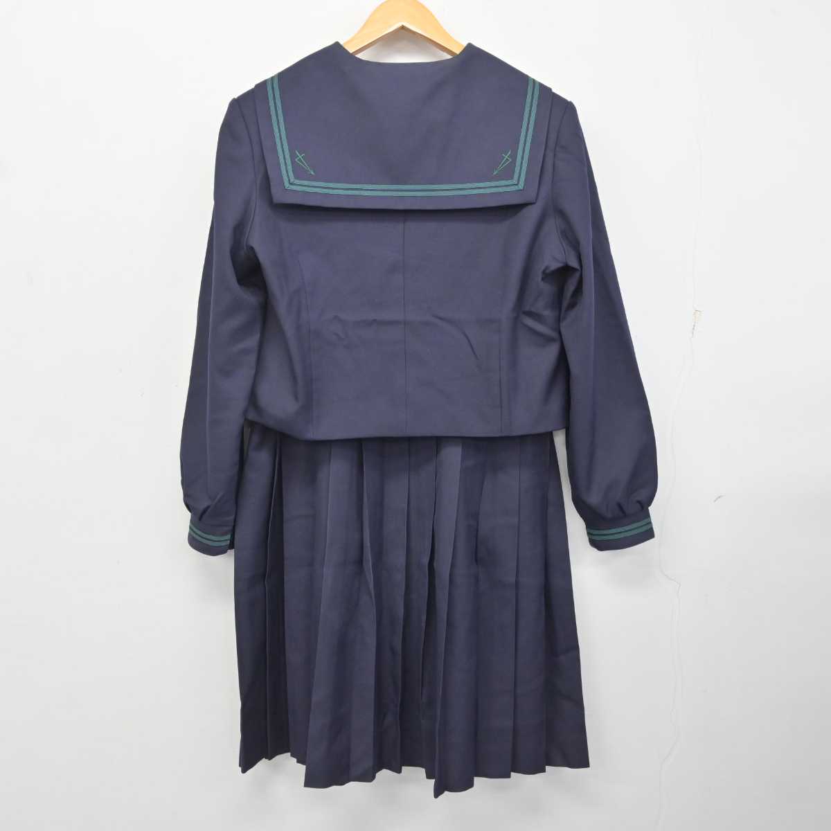 【中古】東京都 二松學舍大学附属高等学校 女子制服 2点 (セーラー服・スカート) sf079156