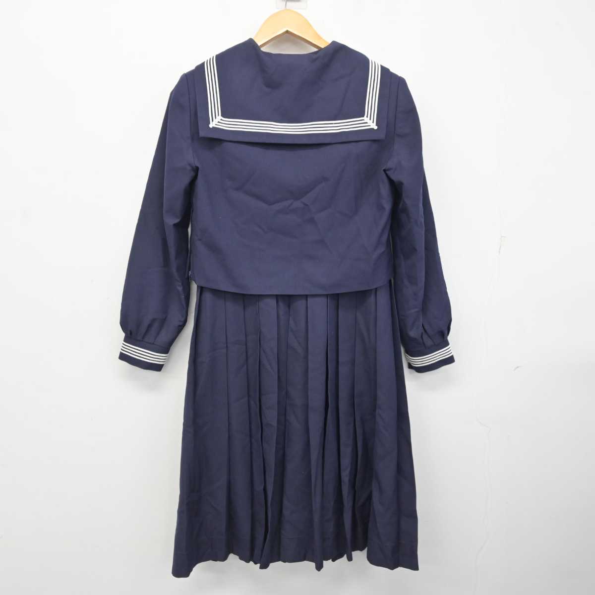 【中古】熊本県 八代市立第四中学校 女子制服 2点 (セーラー服・ジャンパースカート) sf079170