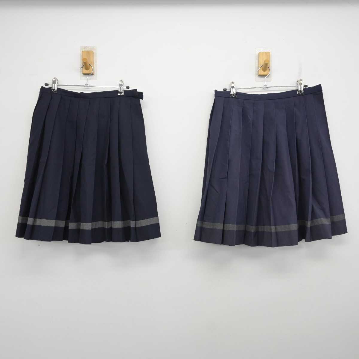 【中古】千葉県 千葉北高等学校 女子制服 4点 (ブレザー・スカート) sf079226