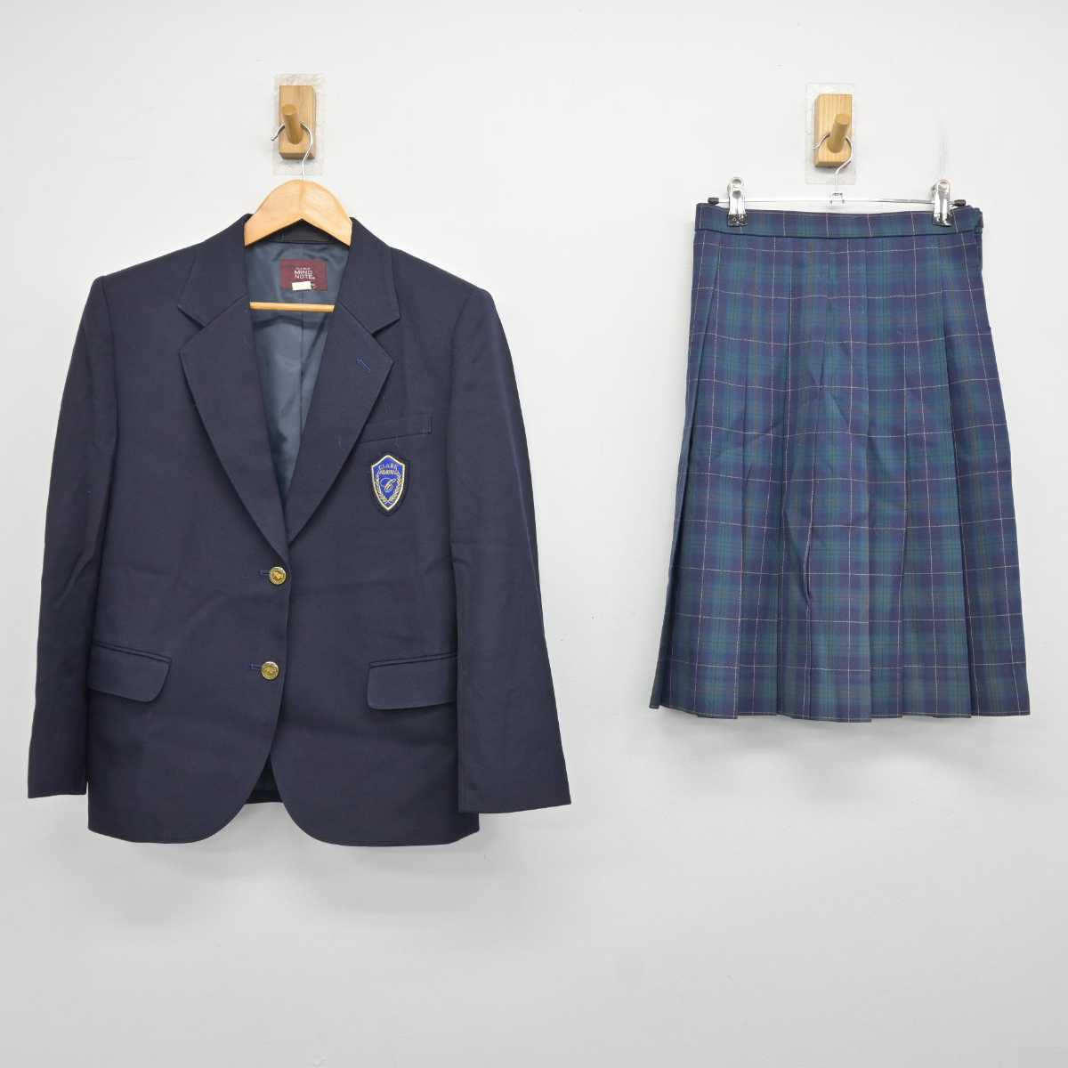 【中古】大阪府 クラーク記念国際高等学校 女子制服 2点 (ブレザー・スカート) sf079245