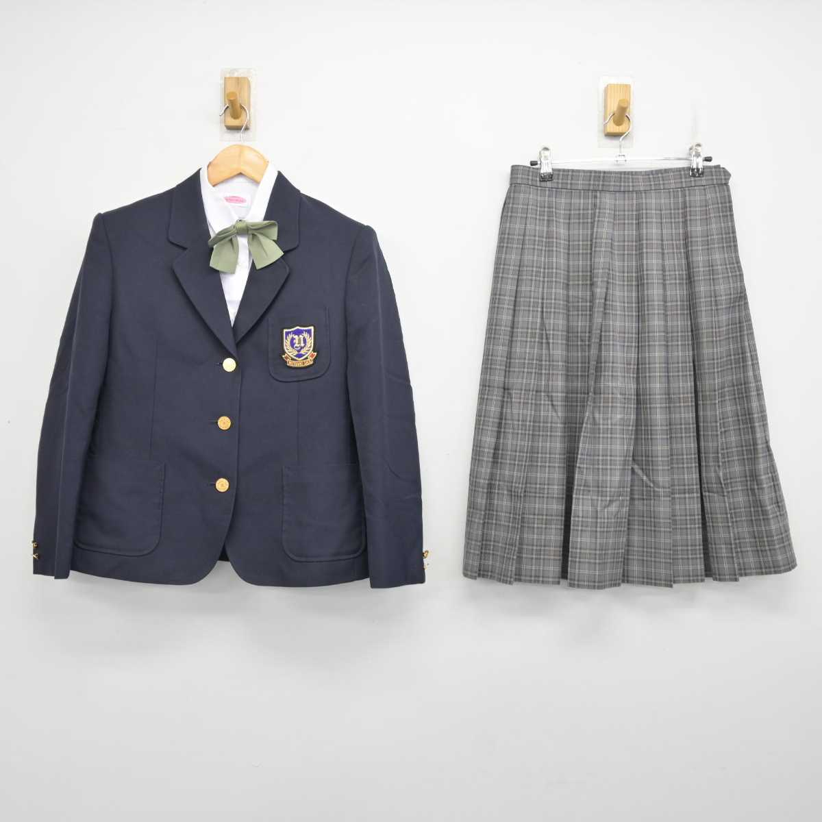 【中古】宮城県 新月中学校 女子制服 5点 (ブレザー・シャツ・スカート) sf079255