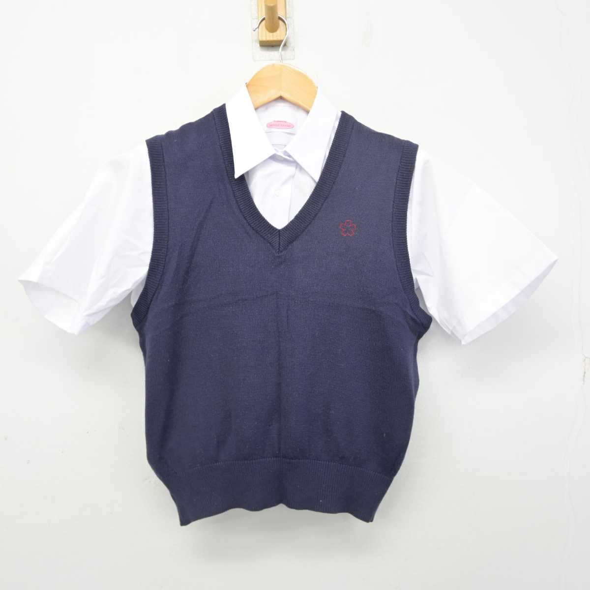 【中古】茨城県 水戸桜ノ牧高等学校 女子制服 2点 (ニットベスト・シャツ) sf079278