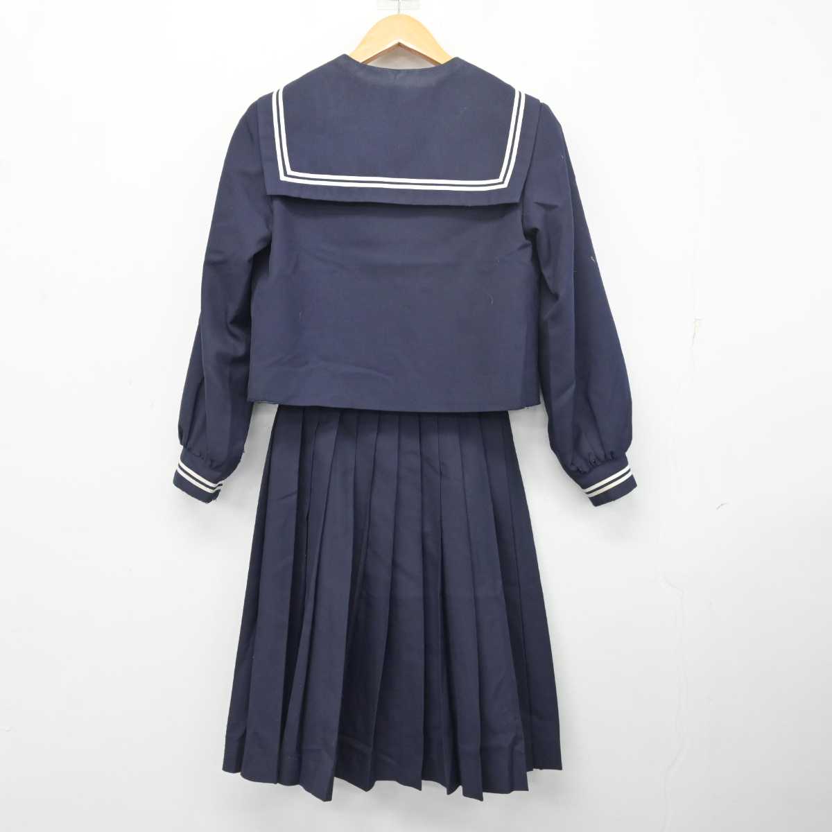 【中古】富山県 魚津市立西部中学校 女子制服 2点 (セーラー服・スカート) sf079314