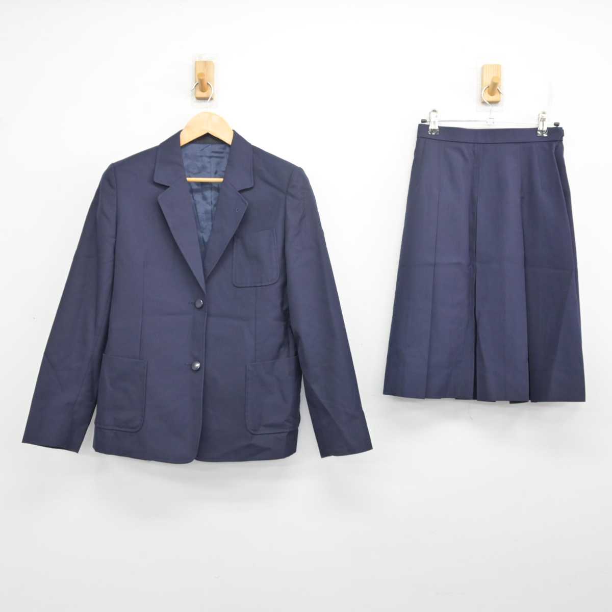 【中古】神奈川県 上白根中学校 女子制服 2点 (ブレザー・スカート) sf079336