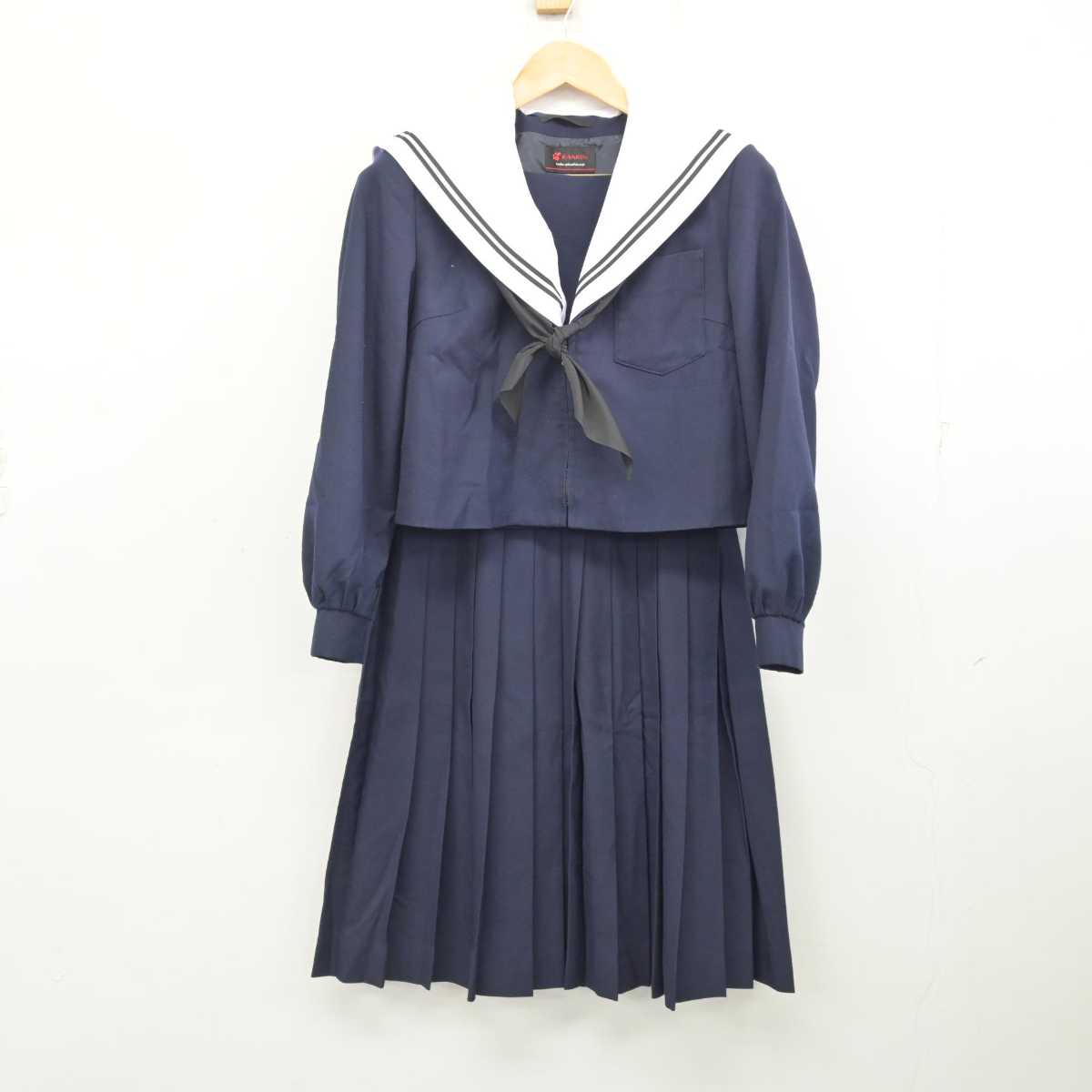 【中古】愛知県 猿投台中学校 女子制服 3点 (セーラー服・スカート) sf079468