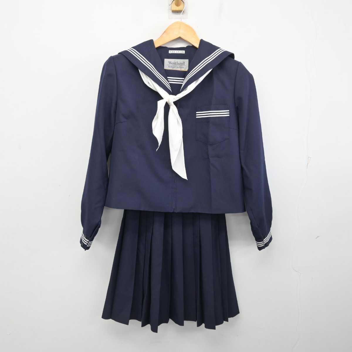 【中古】富山県 射水市立小杉中学校 女子制服 3点 (セーラー服・スカート) sf079603