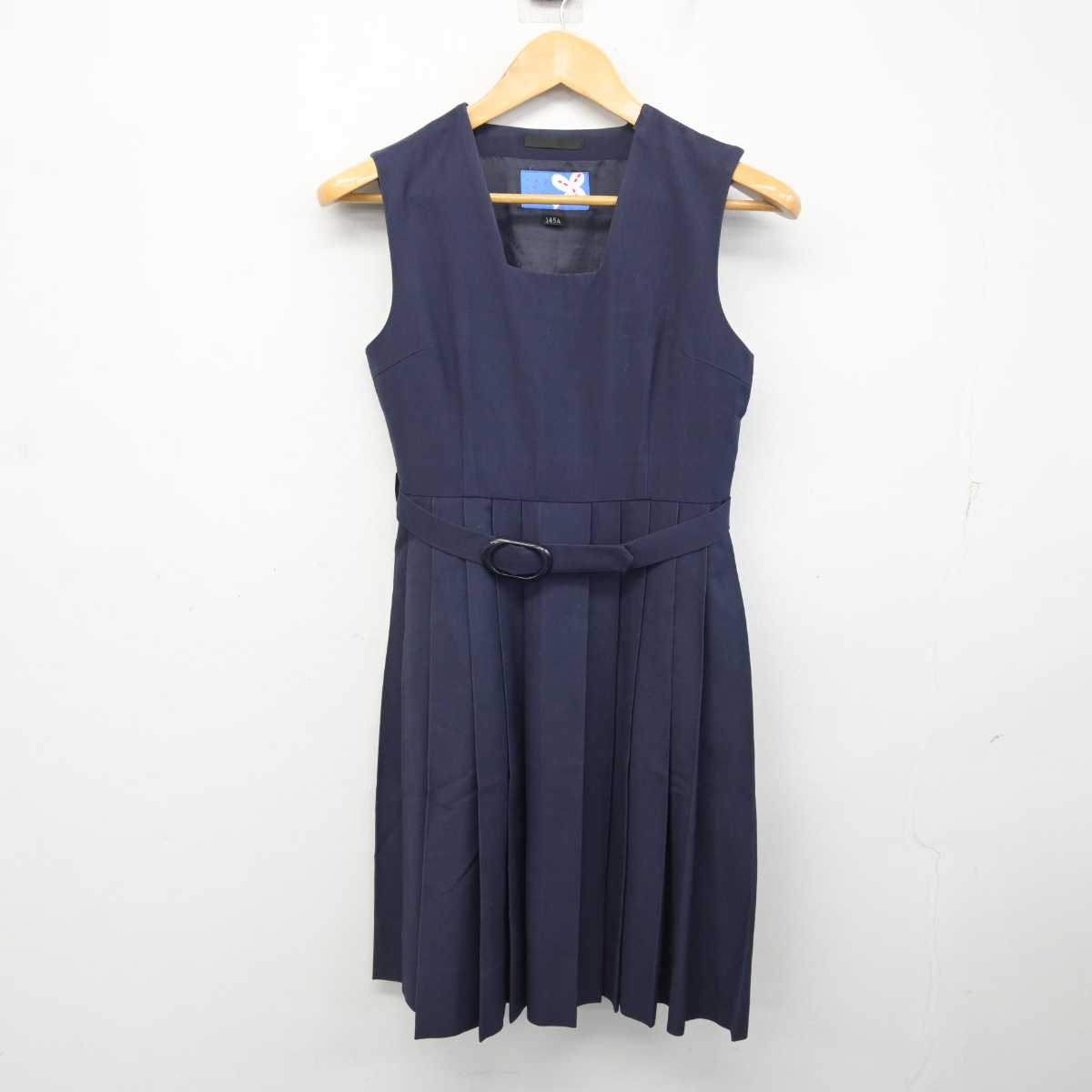 【中古】鹿児島県 鹿屋市立田崎中学校 女子制服 2点 (セーラー服・ジャンパースカート) sf079632