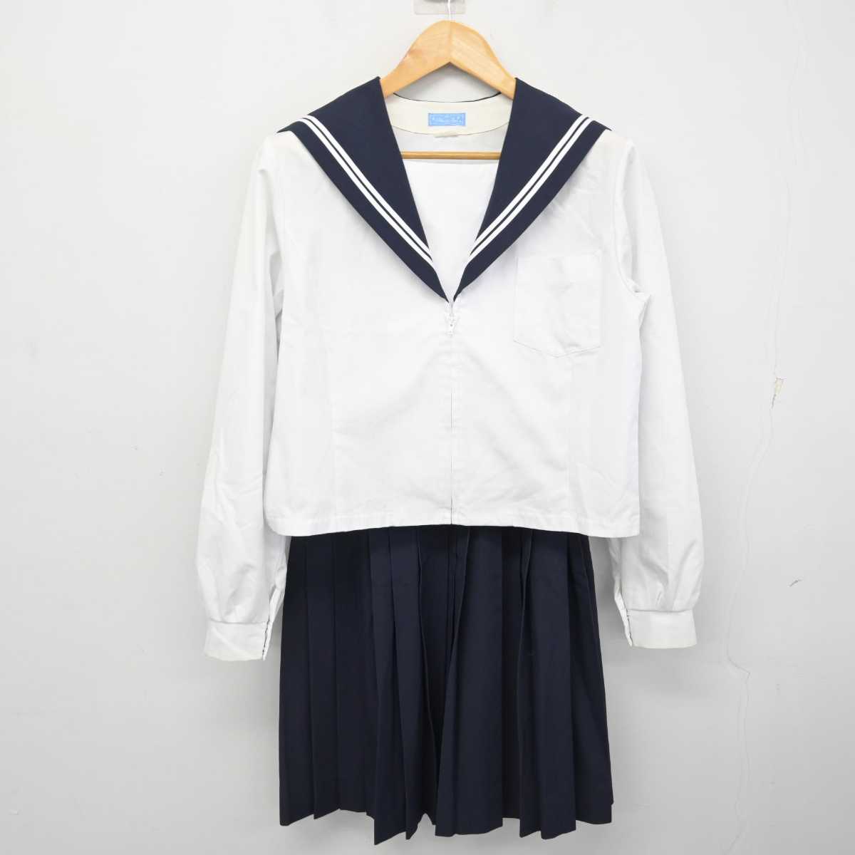 【中古】愛知県 滝ノ水中学校 女子制服 2点 (セーラー服・スカート) sf079651