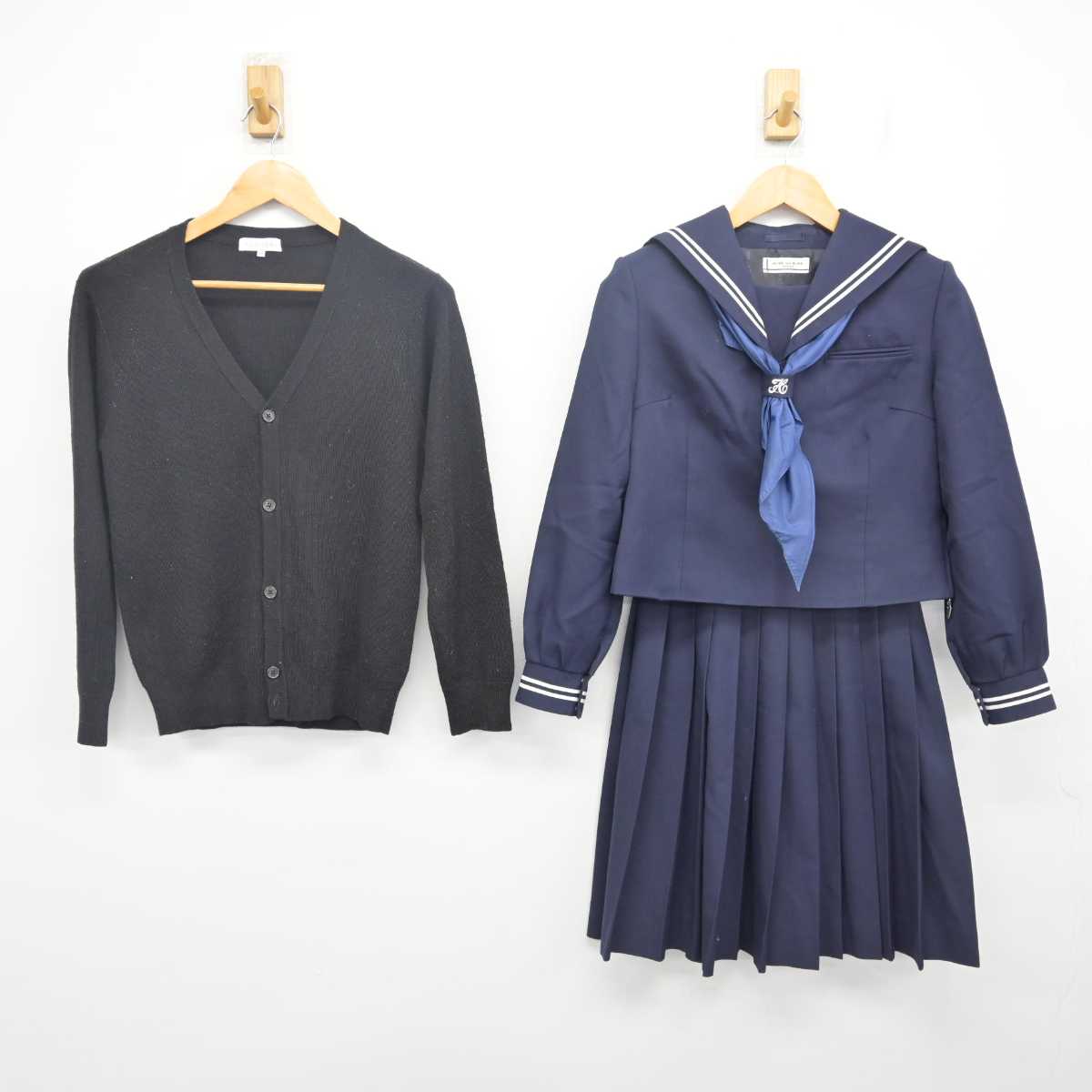 【中古】埼玉県 土合中学校 女子制服 5点 (セーラー服・ニット・スカート) sf079729