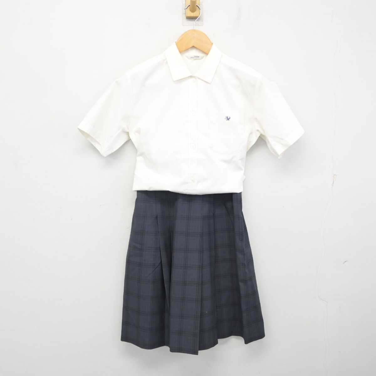 【中古】秋田県 仁賀保高等学校/旧制服 女子制服 2点 (シャツ・スカート) sf079735