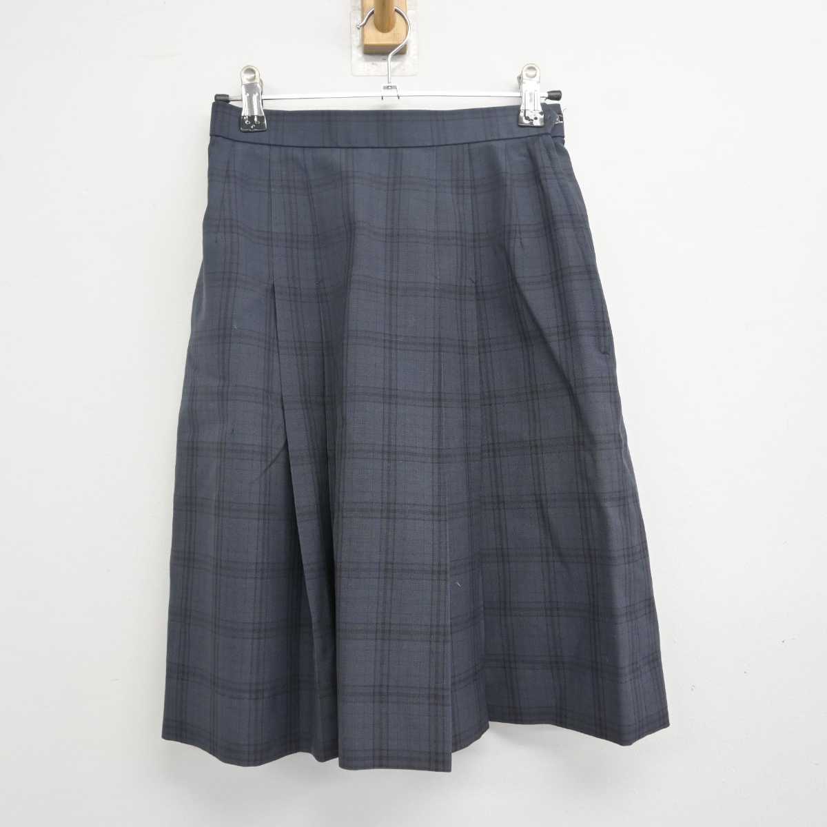 【中古】秋田県 仁賀保高等学校/旧制服 女子制服 2点 (シャツ・スカート) sf079735