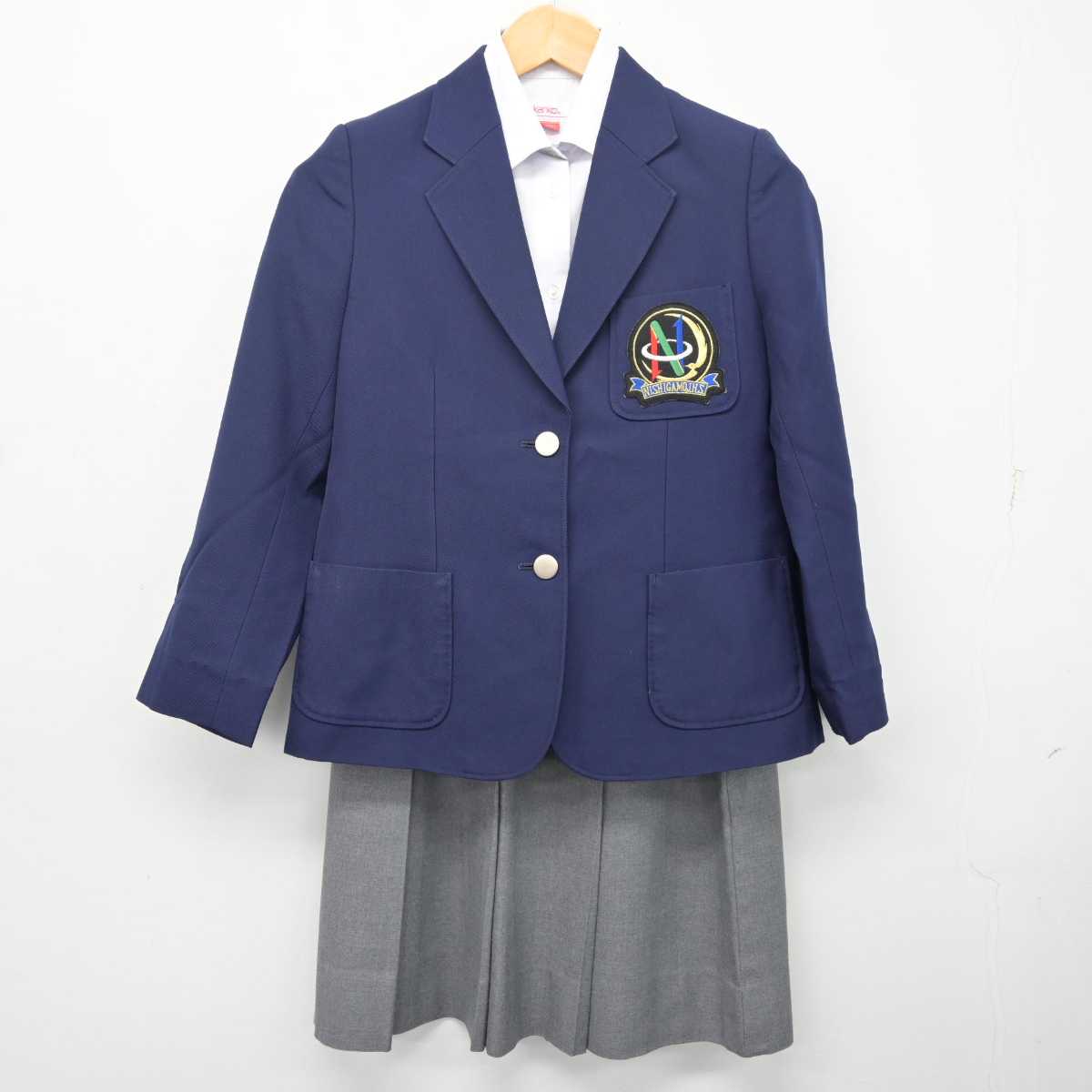 【中古】京都府 西賀茂中学校 女子制服 3点 (ブレザー・シャツ・スカート) sf079816