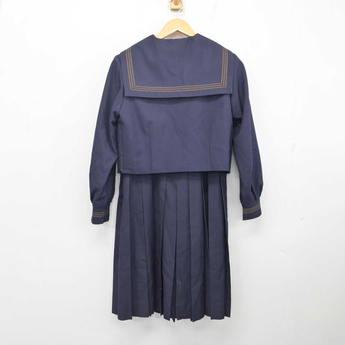 【中古】千葉県 南流山中学校 女子制服 3点 (セーラー服・ジャンパースカート) sf079986