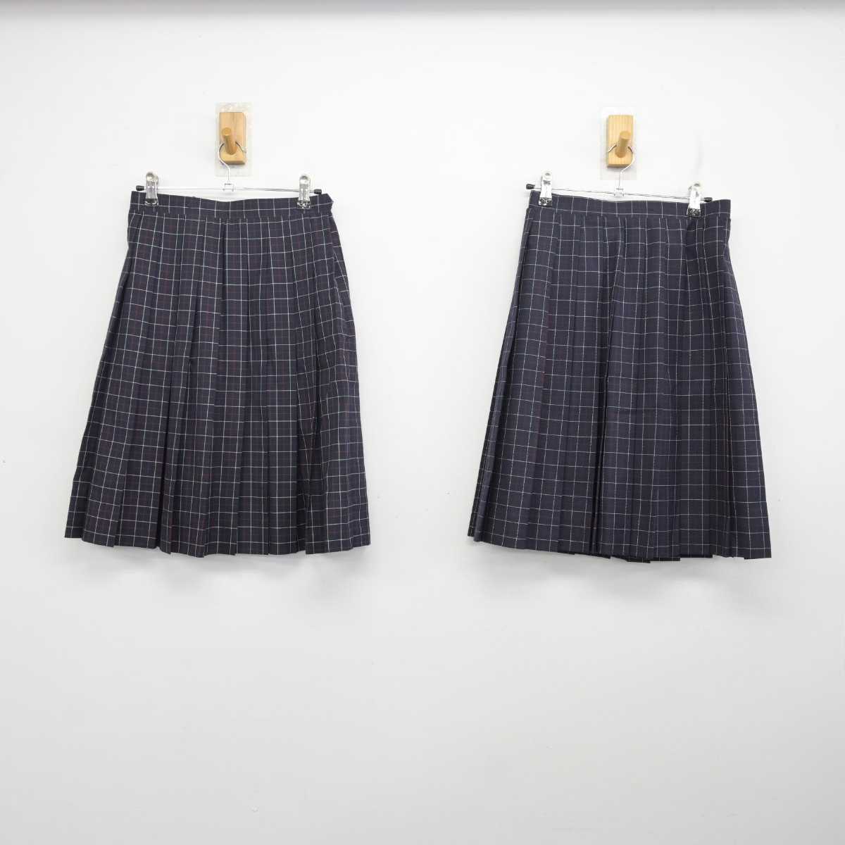 【中古】東京都 杉並区立大宮中学校 女子制服 3点 (ブレザー・スカート) sf079987