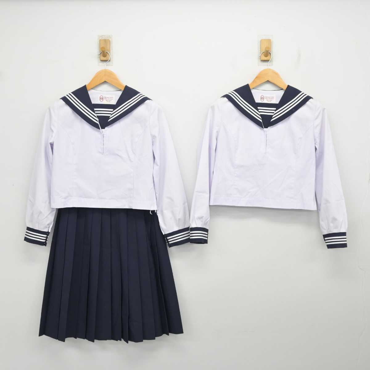 【中古】広島県 比治山女子高等学校 女子制服 3点 (セーラー服・スカート) sf080031