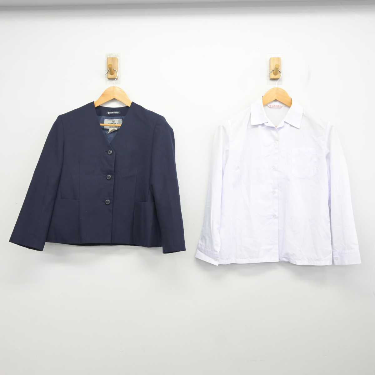 【中古】愛知県 昭和高等学校 女子制服 3点 (ブレザー・シャツ・スカート) sf080049