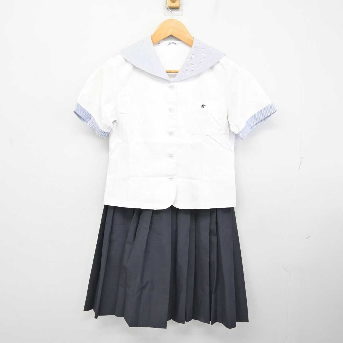 【中古】熊本県 尚絅高等学校 女子制服 2点 (ブラウス・スカート) sf080106