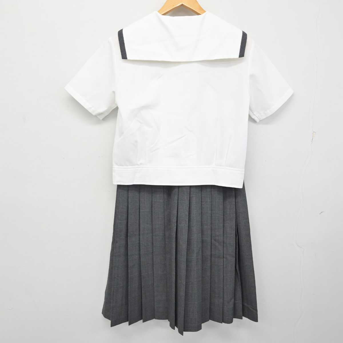 【中古】熊本県 桜木中学校 女子制服 2点 (セーラー服・スカート) sf080264