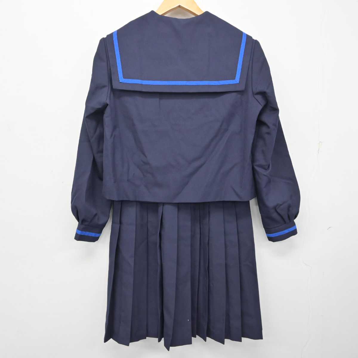 【中古】岩手県 飯豊中学校 女子制服 3点 (セーラー服・スカート) sf080273