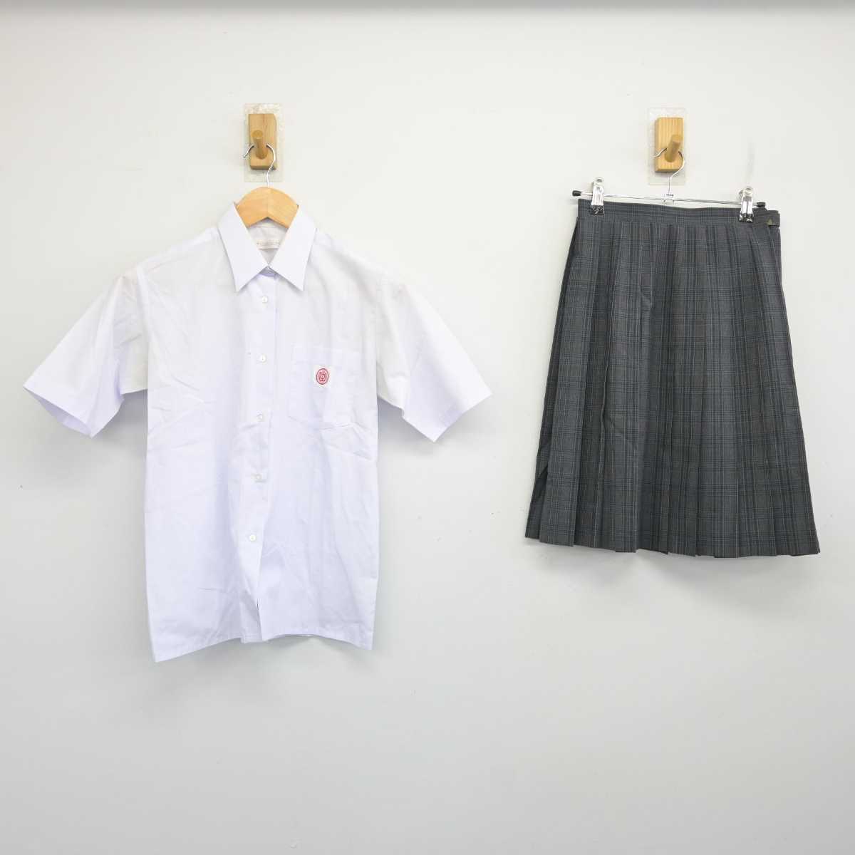 【中古】東京都 上原中学校 女子制服 2点 (シャツ・スカート) sf080476