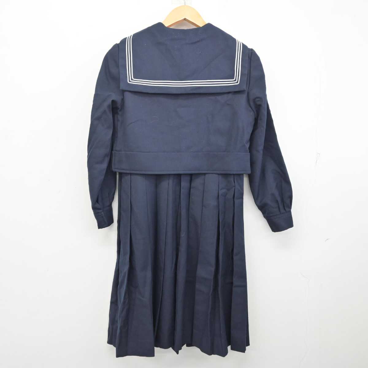 【中古】福岡県 折尾愛真高等学校 女子制服 4点 (セーラー服・ジャンパースカート) sf080499