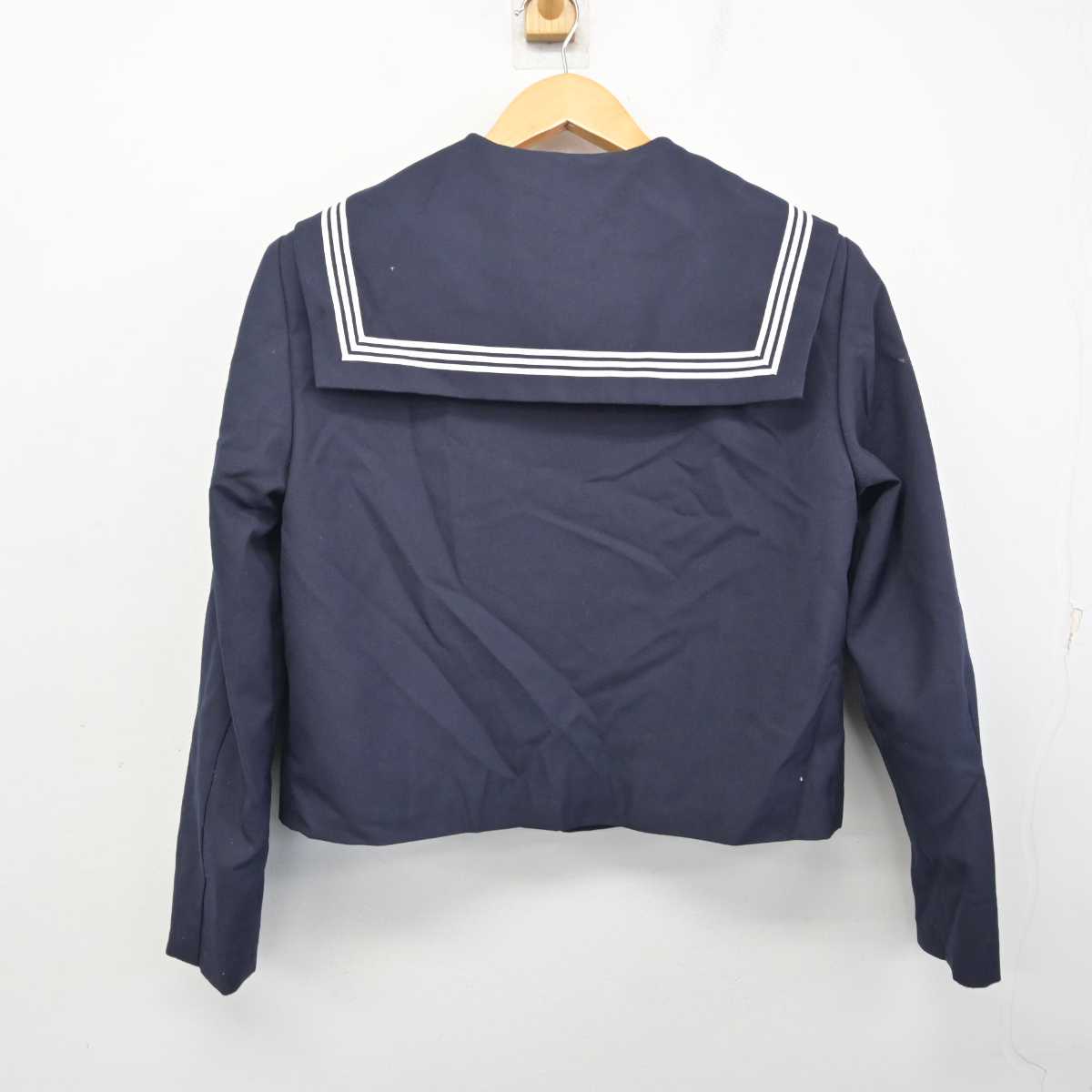 【中古】石川県 金沢市立兼六中学校 女子制服 3点 (セーラー服・スカート) sf080732