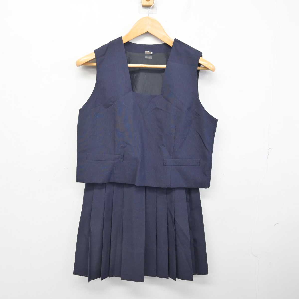 【中古】神奈川県 横浜市立東野中学校 女子制服 3点 (ブレザー・ベスト・スカート) sf080915