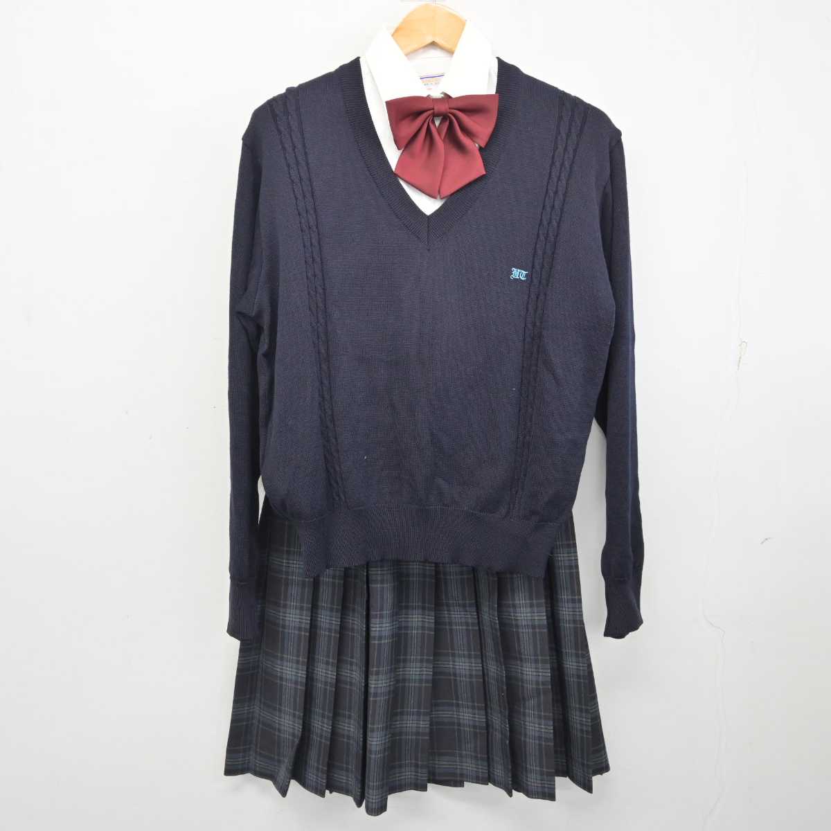 【中古】埼玉県 花咲徳栄高等学校 女子制服 5点 (ブレザー・ニット・シャツ・スカート) sf080987