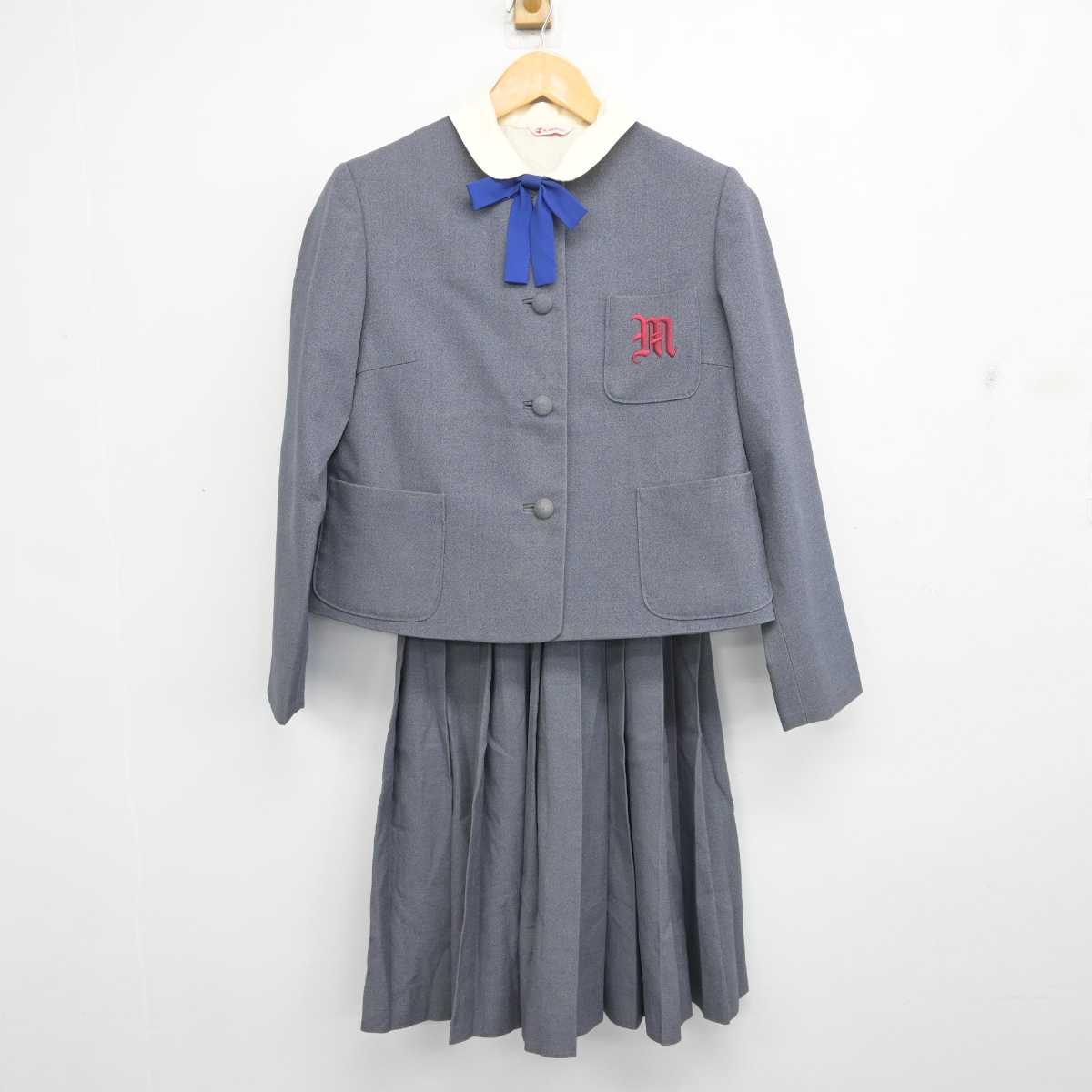 【中古】新潟県 長岡市立宮内中学校 女子制服 4点 (ブレザー・シャツ・スカート) sf081076