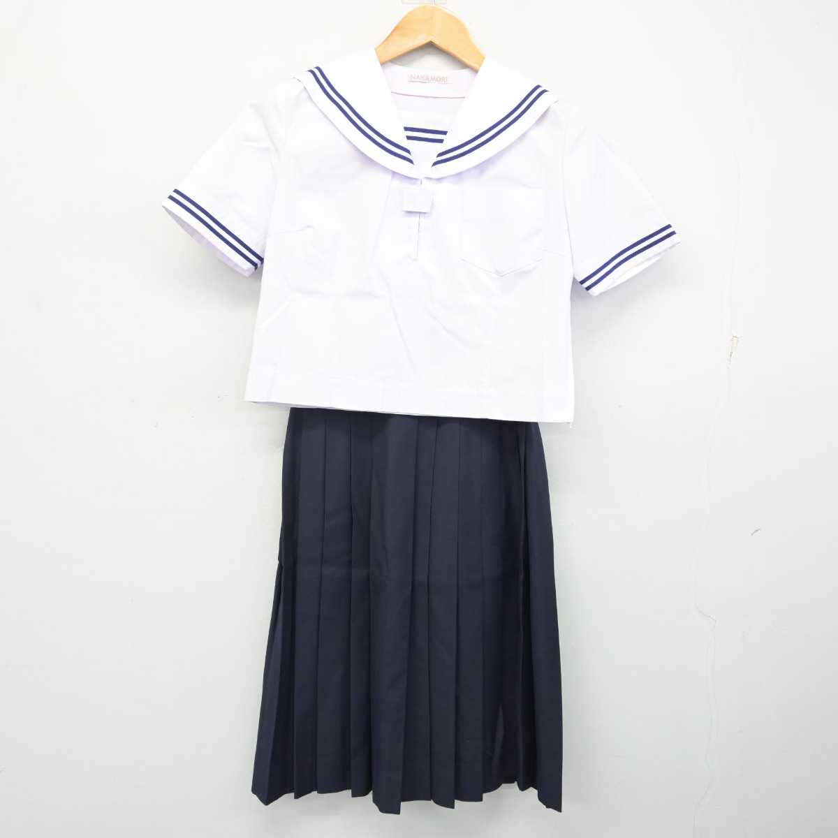 【中古】茨城県 大穂中学校 女子制服 3点 (セーラー服・スカート) sf081107