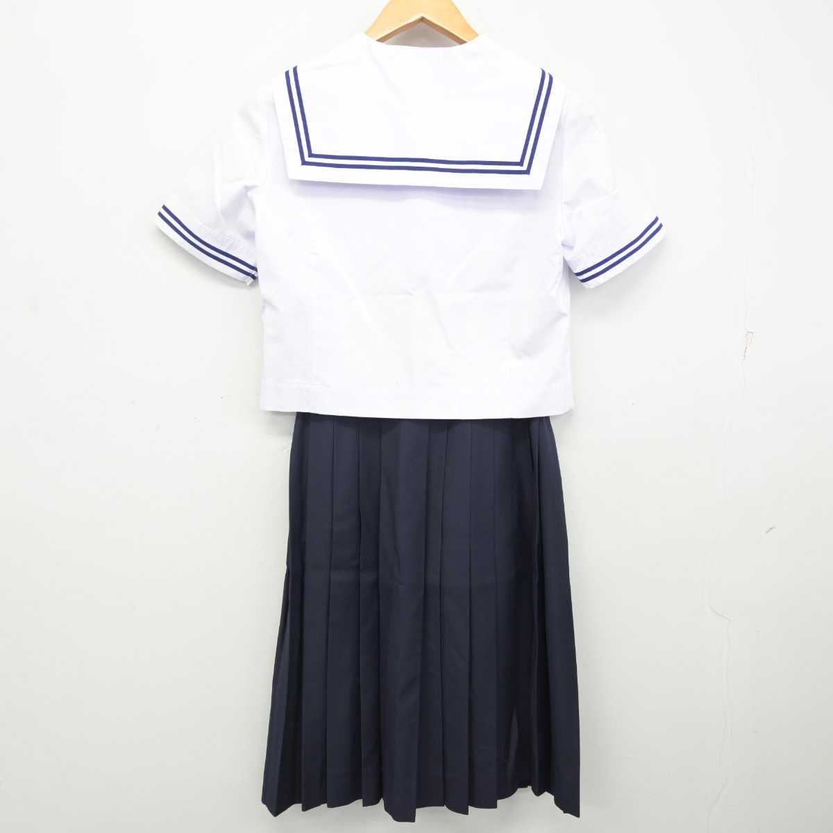 【中古】茨城県 大穂中学校 女子制服 3点 (セーラー服・スカート) sf081107