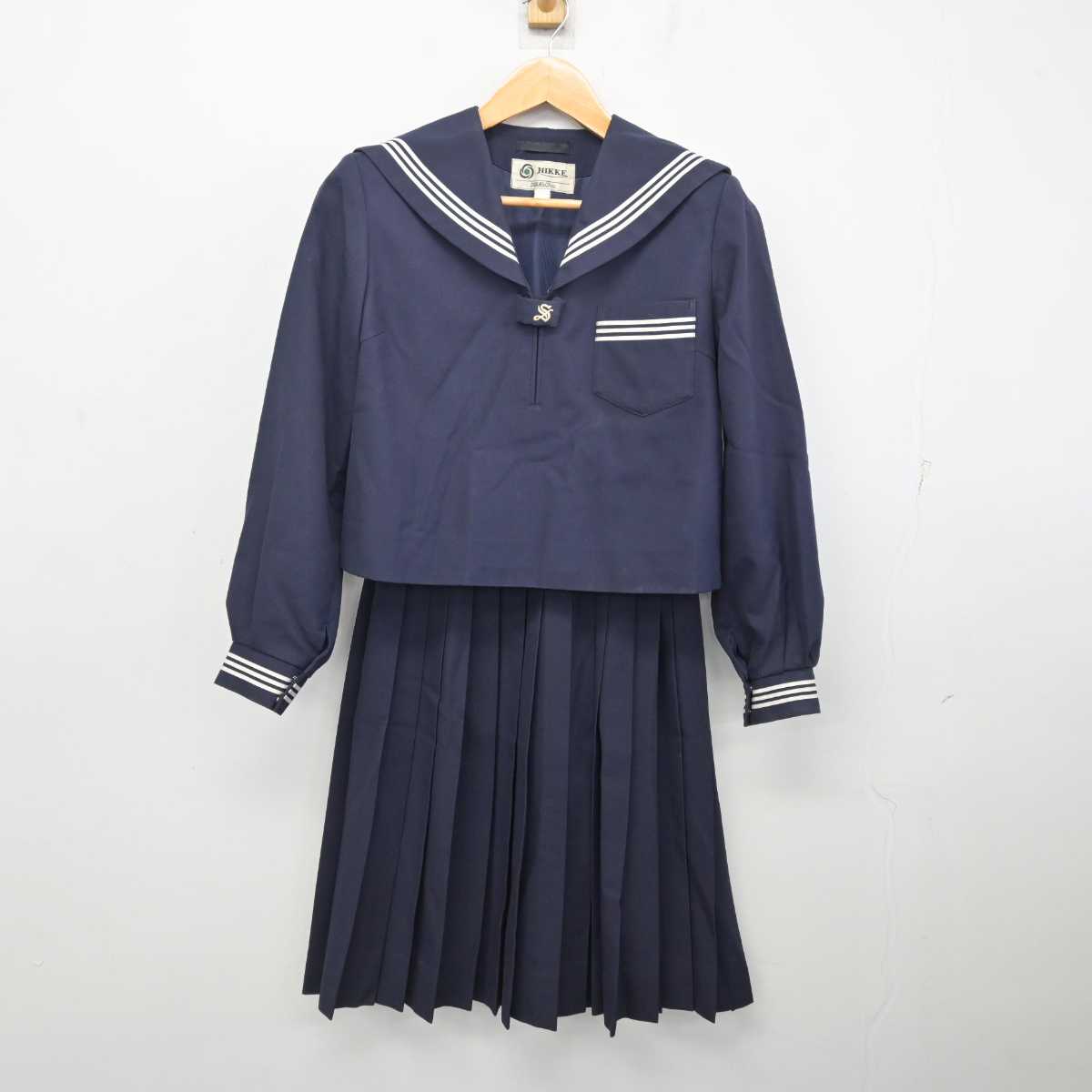 【中古】兵庫県 松陽中学校 女子制服 2点 (セーラー服・スカート) sf081154