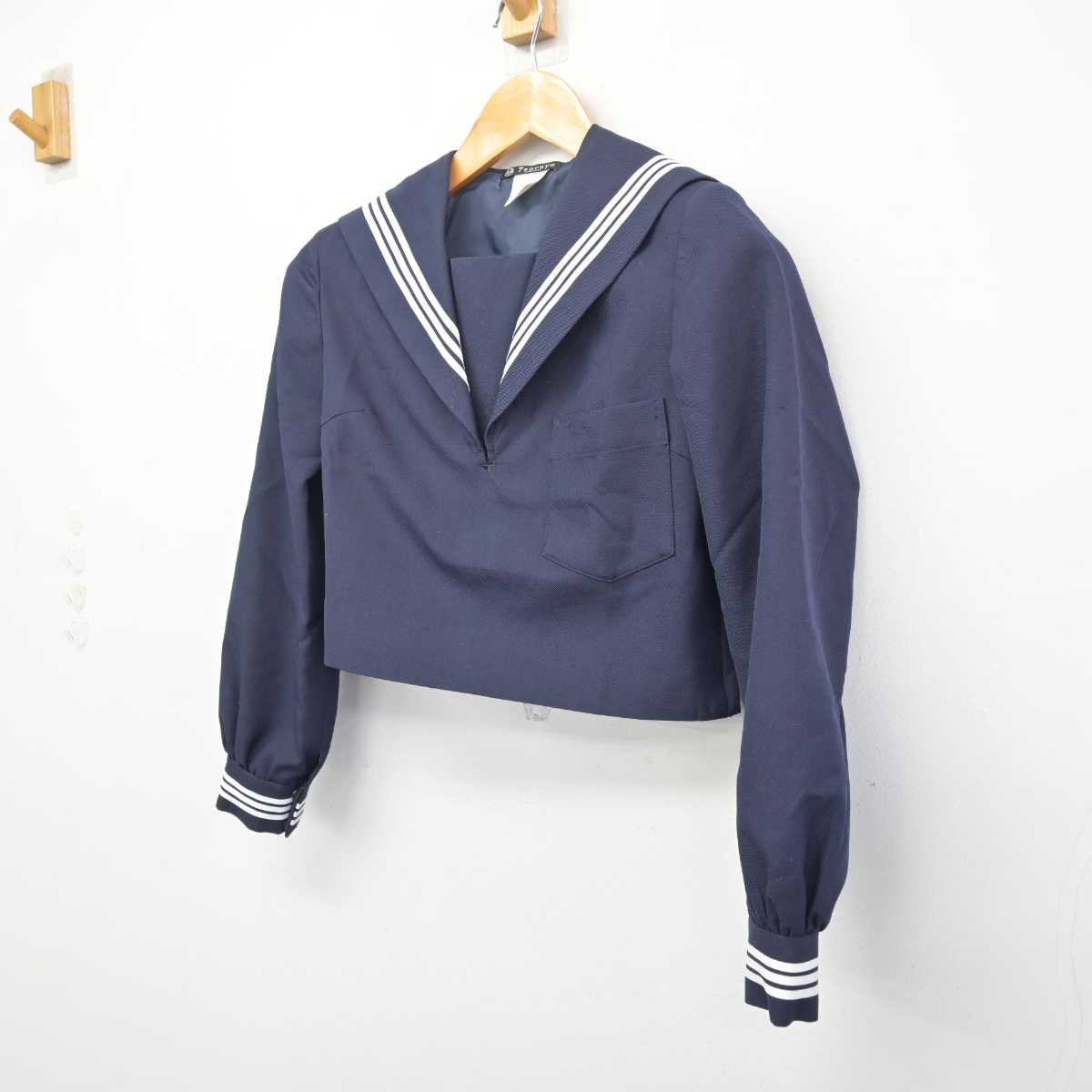 【中古】熊本県 山鹿中学校 女子制服 1点 (セーラー服) sf081238