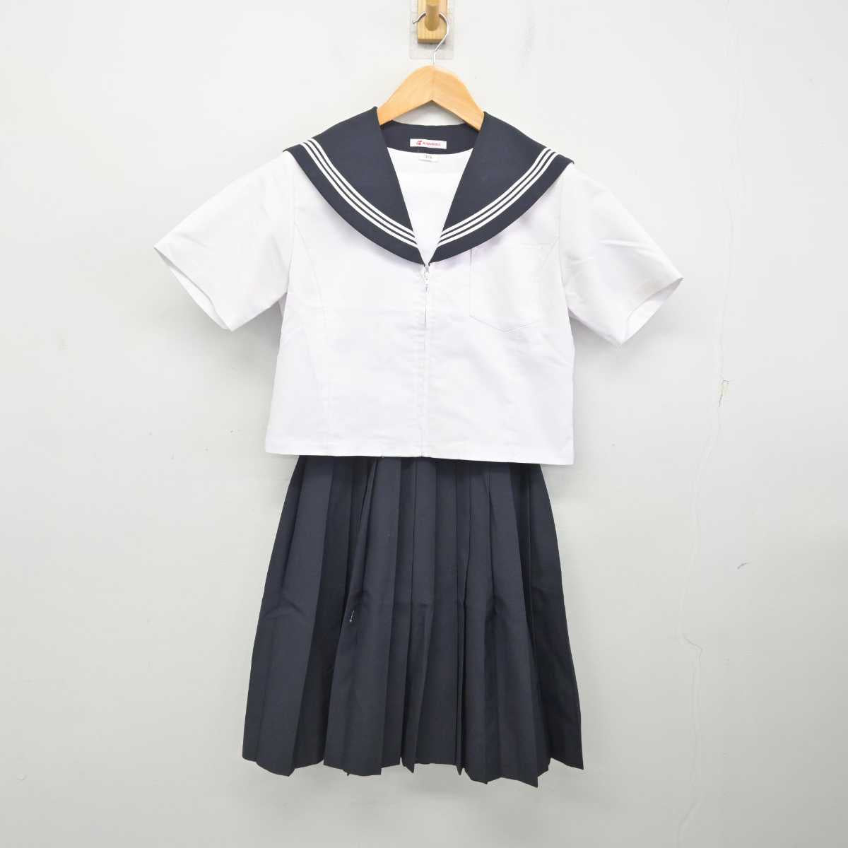 【中古】岐阜県 陶都中学校 女子制服 3点 (セーラー服・スカート) sf081309