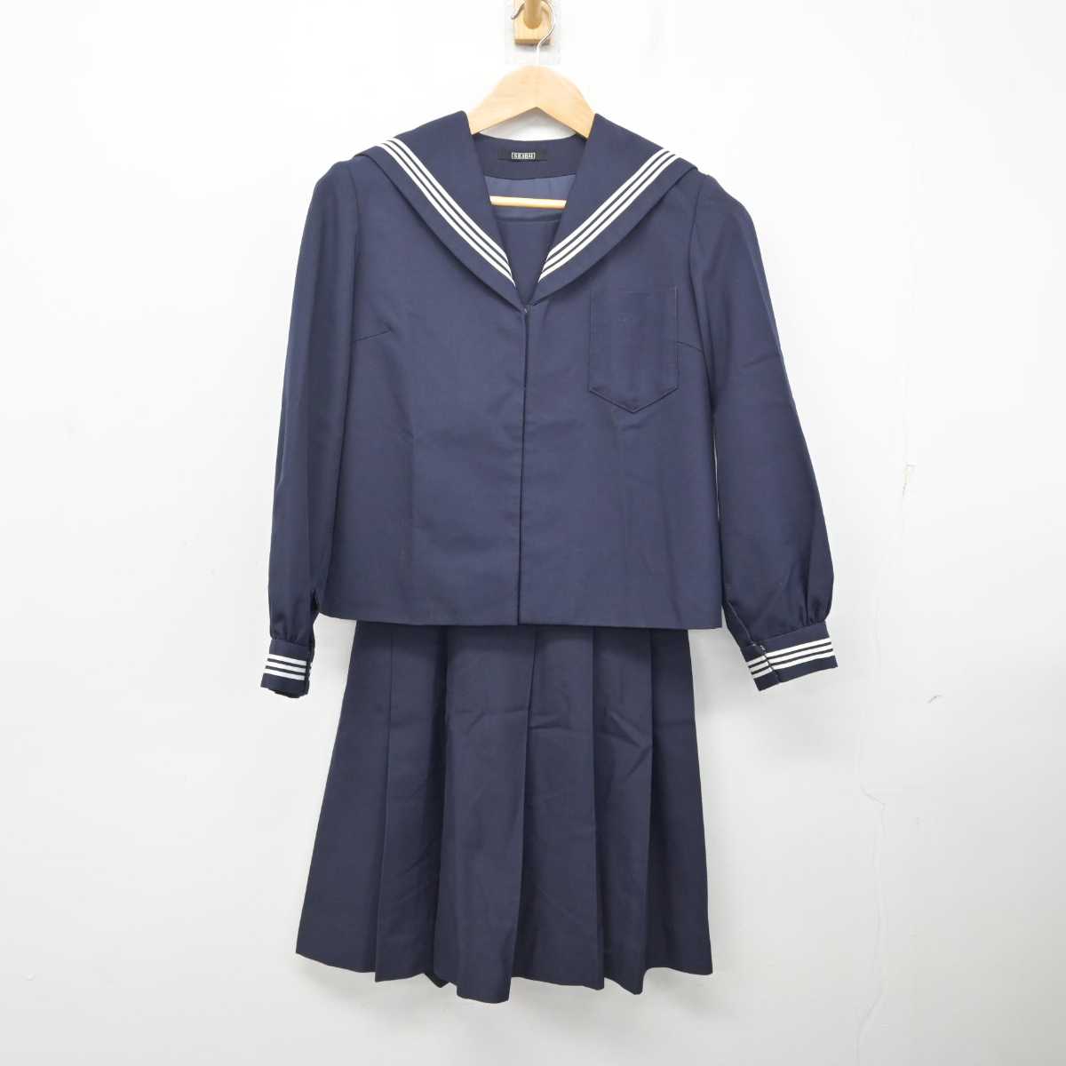 【中古】福島県 郡山第六中学校 女子制服 2点 (セーラー服・スカート) sf081320