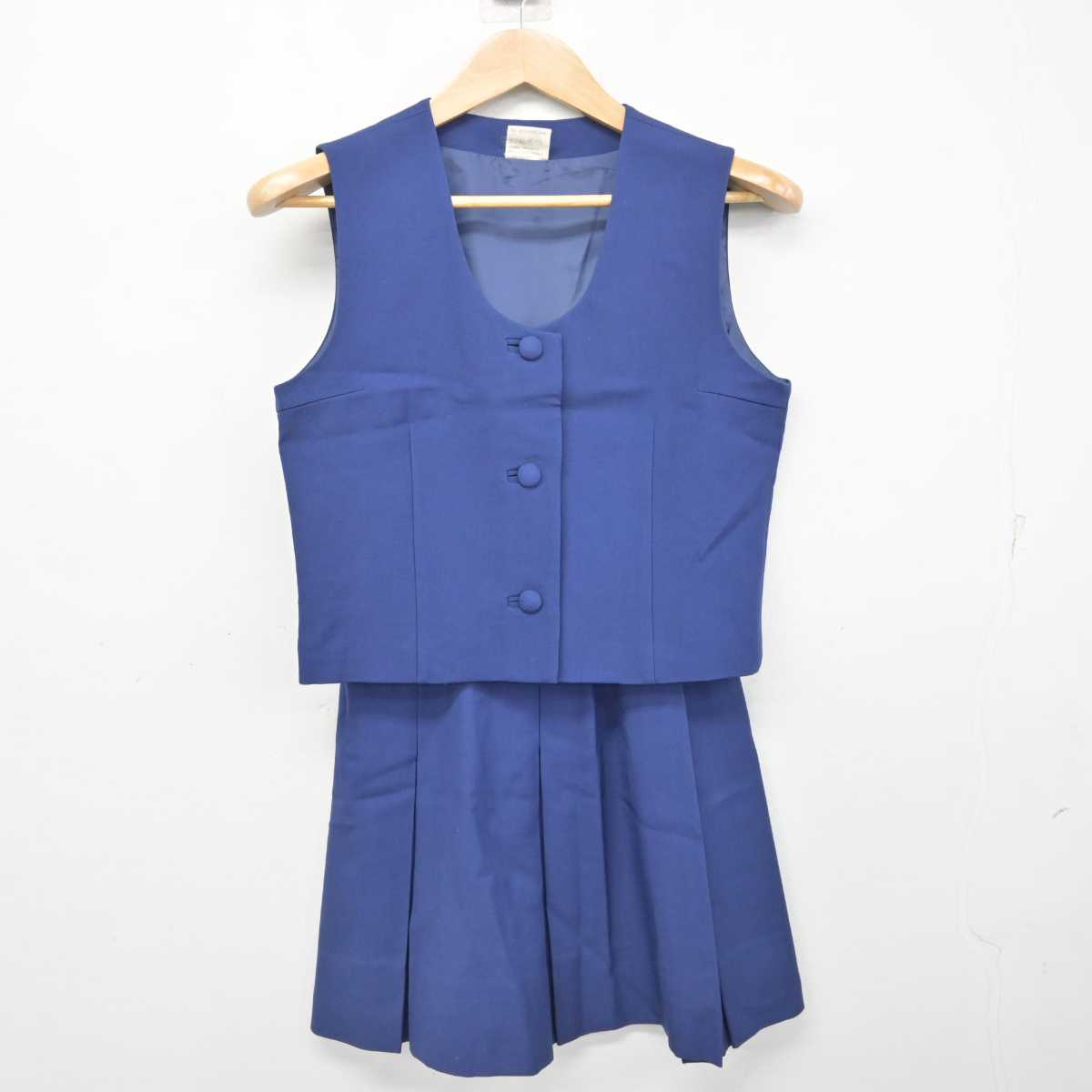 【中古】茨城県 水戸商業高等学校 女子制服 3点 (ブレザー・ベスト・スカート) sf081347