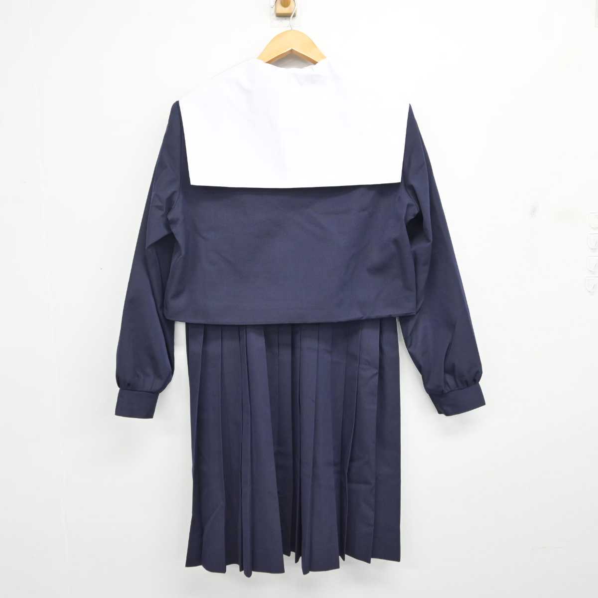 【中古】愛知県 安城西中学校 女子制服 2点 (セーラー服・スカート) sf081391