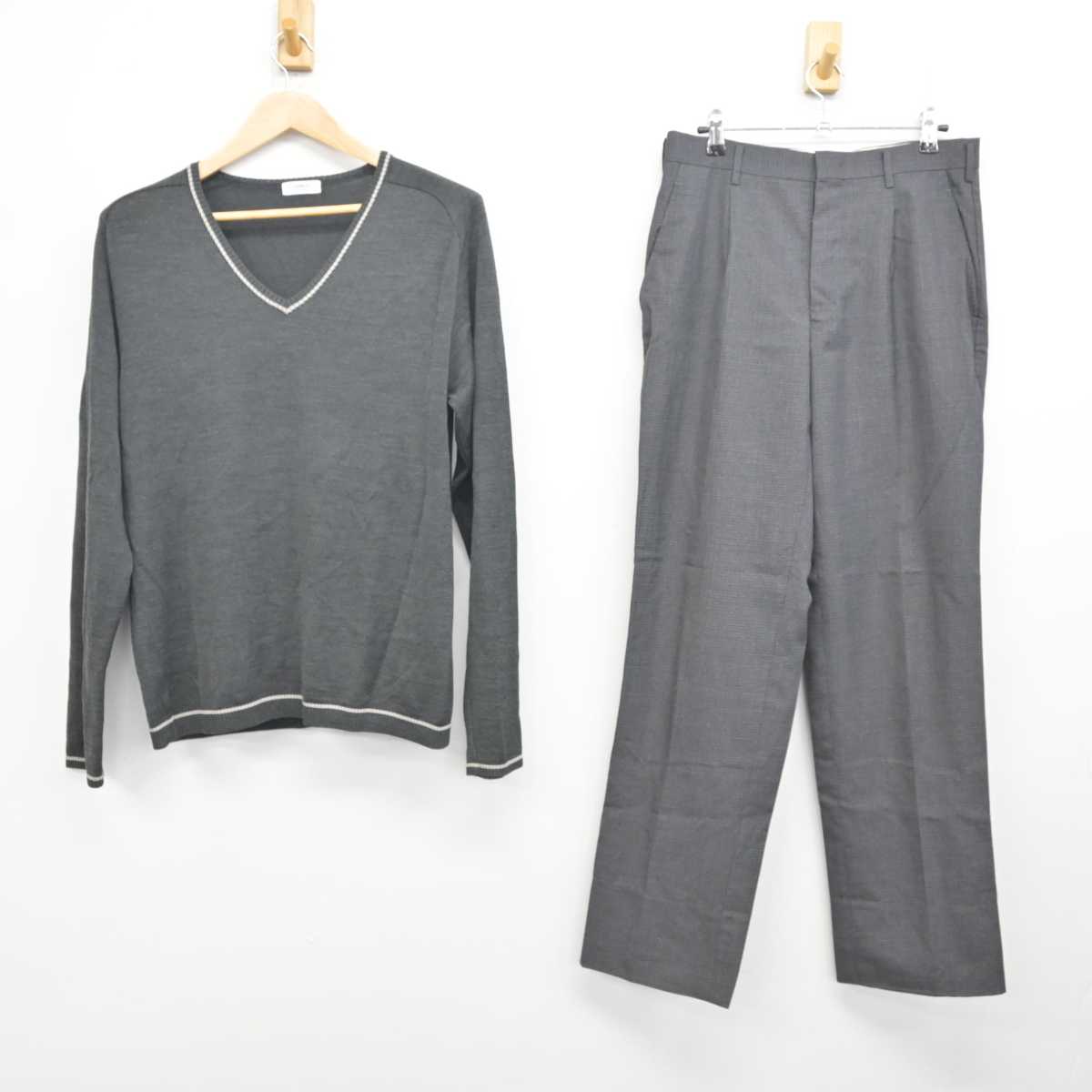 中古】群馬県 常磐高等学校 男子制服 2点 (ニット・ズボン