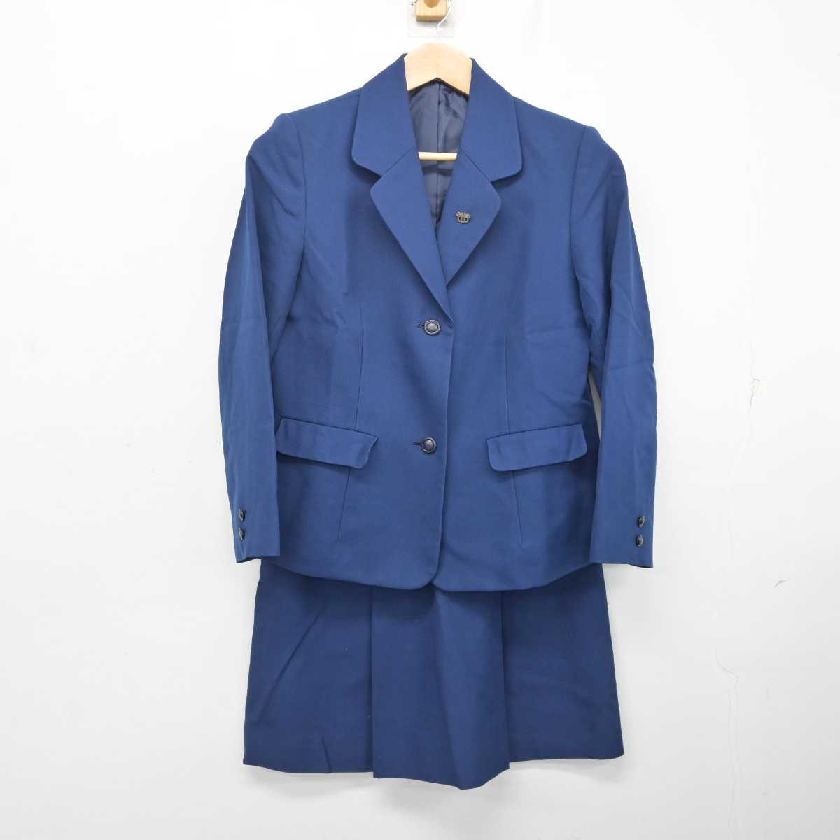 【中古】鹿児島県 鹿児島純心女子短期大学 女子制服 3点 (ブレザー・スカート) sf081521