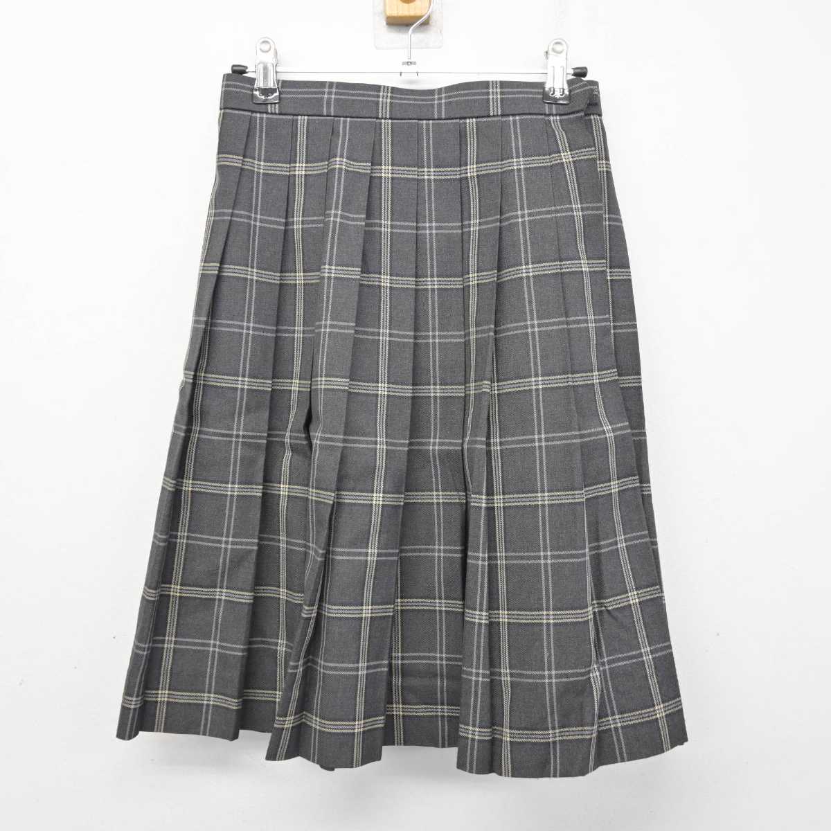 【中古】奈良県 富雄中学校 女子制服 4点 (ブレザー・ニット・スカート) sf081533