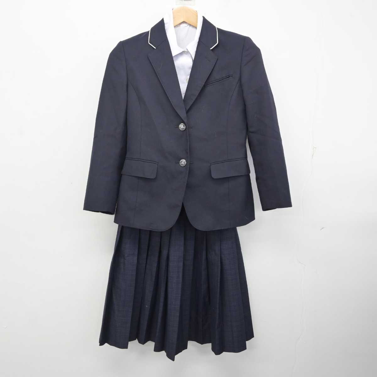 【中古】福岡県 福岡市内中学標準服 女子制服 3点 (ブレザー・シャツ・スカート) sf081603